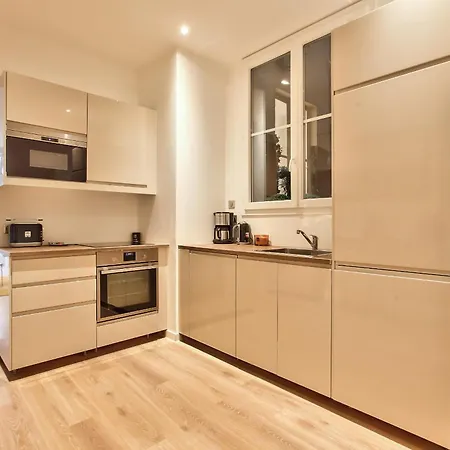 Urbanflat 64 - De Luxe Proche Champs-elysees Paris